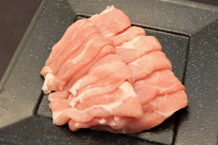 日英の肉比較　豚肉　モモ編